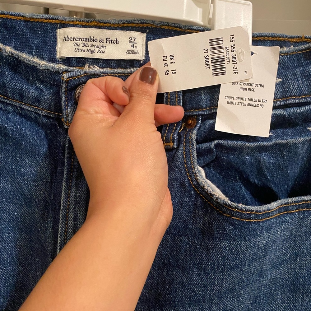 Abercrombie and fitch jeans. The 90’s straight ultra high rise.